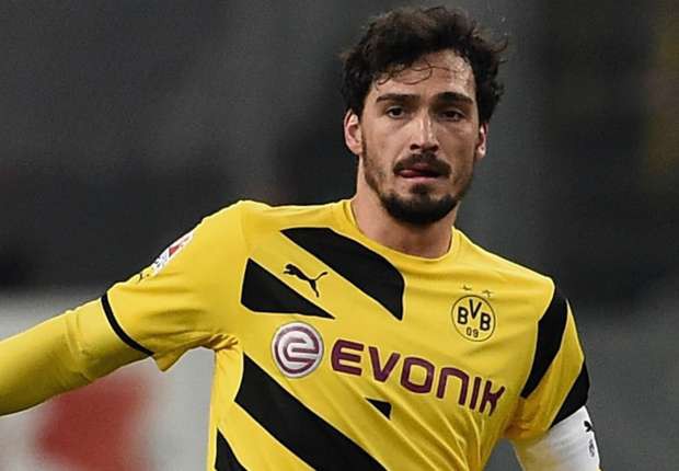 Chelsea chi đậm mua Matt Hummels