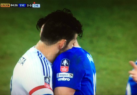 Diego Costa được “minh oan” vụ cắn người