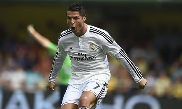 Ronaldo dẫn đầu cuộc đua Chiếc giày vàng châu Âu