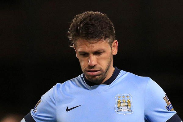 Sao Man City có nguy cơ bị cấm thi đấu vì cá cược
