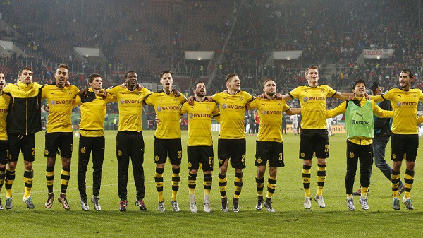 Bản nhạc mừng giáng sinh độc đáo của các cầu thủ Dortmund