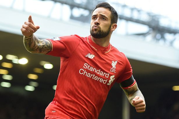 Bất ngờ với tài lẻ siêu việt của tiền đạo Liverpool
