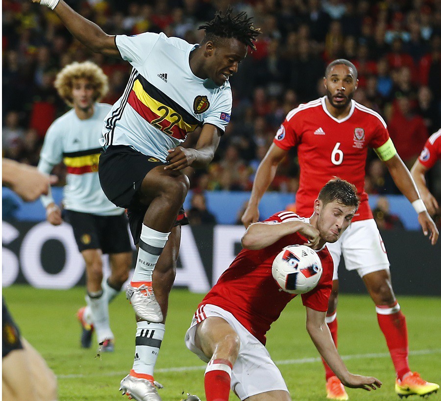 Bỉ bị từ chối 2 quả penalty?