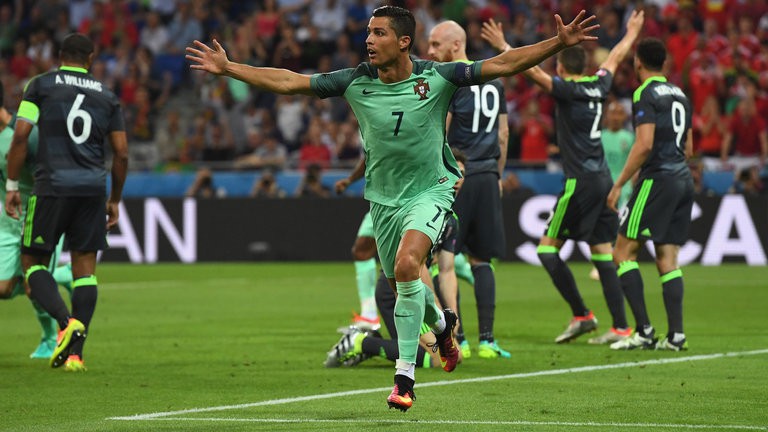 Chiêm ngưỡng 9 bàn thắng của CR7 tại các kỳ EURO