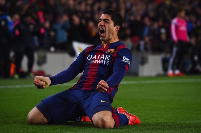 Luis Suarez hoàn thành cú hattrick trong trận bán kết FIFA Club World Cup
