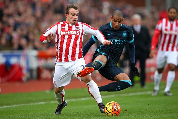 Những pha bóng ngẫu hứng nhất vòng 15 Premier League