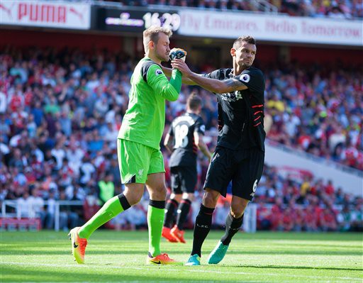 Những pha cản phá ngoạn mục nhất vòng 1 Premier League