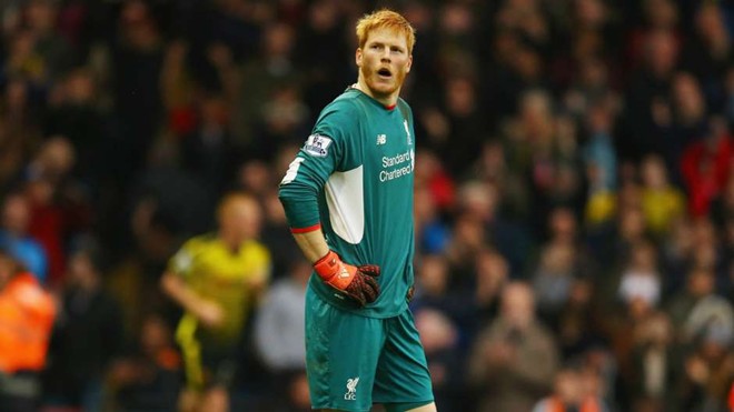 Pha bóng ngớ ngẩn của thủ thành Liverpool hài hước nhất tuần qua