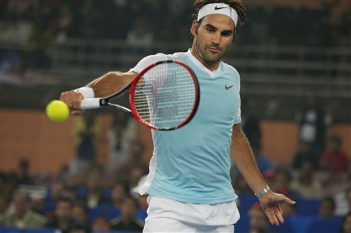 Roger Federer thua trận thứ 4 liên tiếp tại giải tennis ngoại hạng