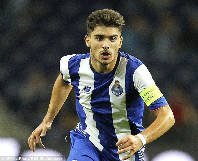 Ruben Neves, mục tiêu thay thế Matic của Chelsea