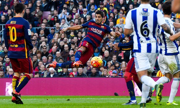 Siêu phẩm của Luis Suarez đẹp nhất vòng 13 La Liga