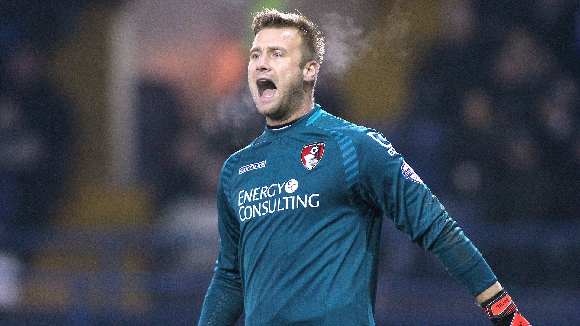 Thủ thành Artur Boruc xuất thần nhất vòng 37 Premier League