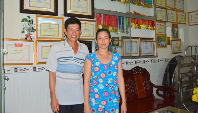 Từ Cần Thơ, bố mẹ Ánh Viên gửi lời chúc tới con gái