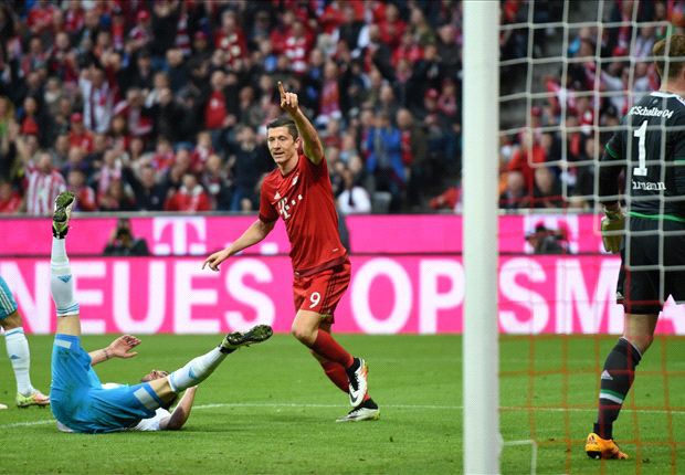 Video Bundesliga: Bayern Munich 3-0 Schalke 04