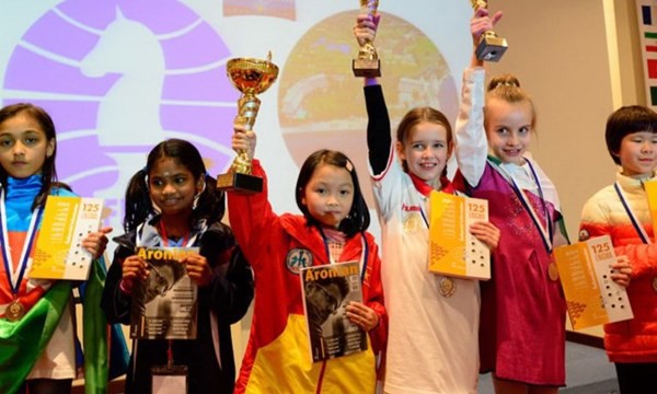 Cẩm Hiền có danh hiệu thứ 2 trong đêm Gala “Cup chiến thắng”