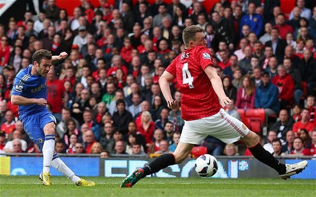 VIDEO: Nhìn lại chiến thắng của Chelsea trên sân M.U mùa 2012/13