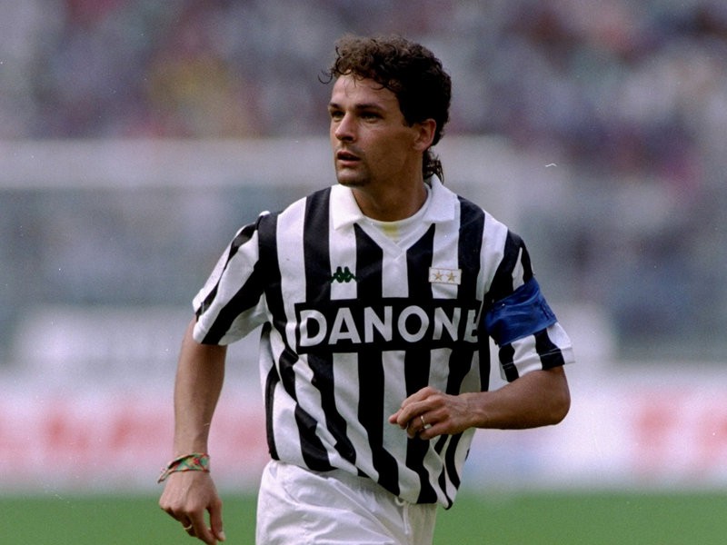 Chiêm ngưỡng 20 bàn thắng đẹp nhất sự nghiệp của Roberto Baggio