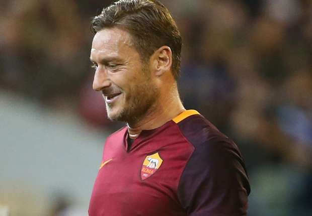 Francesco Totti - Vị hoàng tử “quá tỉnh và đẹp trai”