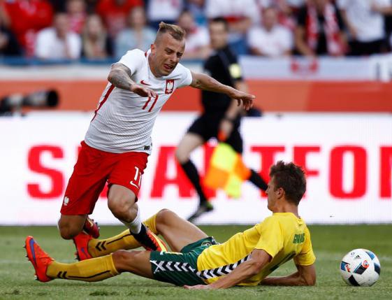 Video GHQT Ba Lan 0-0 Lithuania: Cất Lewandowski, Ba Lan hòa nhạt nhòa