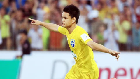 Hoàng Đình Tùng và siêu phẩm đầu tiên của V League 2016