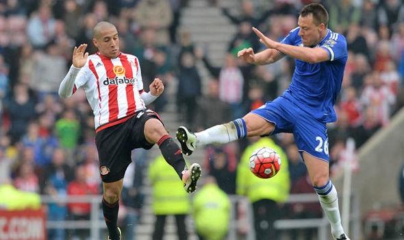 John Terry và những “thủ lĩnh” dùng thẻ đỏ thay lời tạm biệt