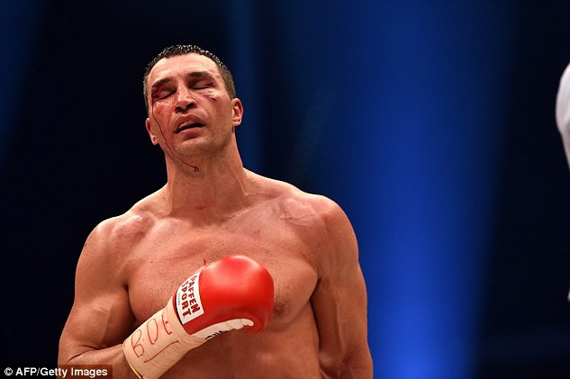 Klitschko tập luyện như “điên” trước trận tái đấu Tyson Fury