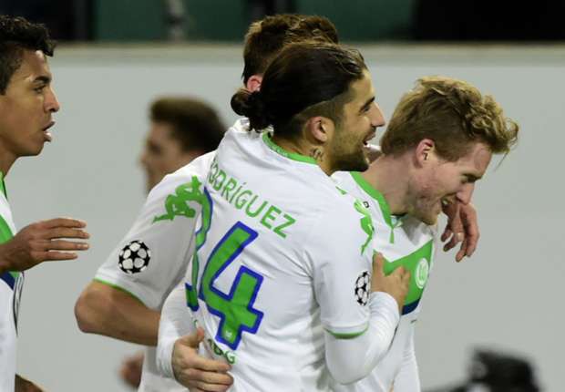 Video lượt về vòng 1/8 Champions League: Wolfsburg 1-0 Gent
