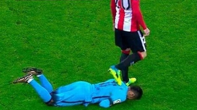 Neymar bị chơi khăm ra sao trong trận gặp Athletic Bilbao