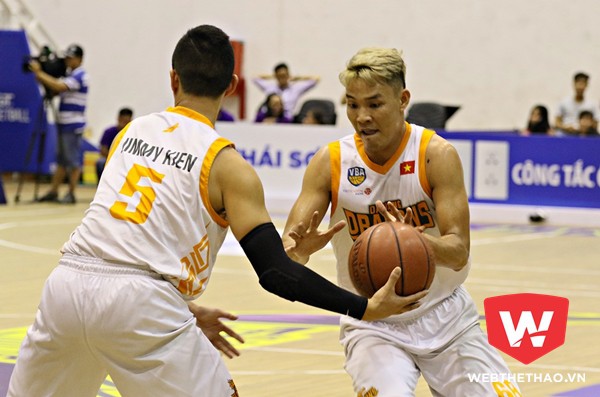 Video: Ngược dòng trước CT Catfish, DN Dragons vào vòng Play-off