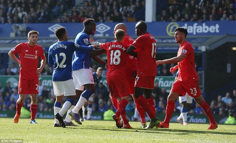 Những con số trước trận derby vùng Merseyside