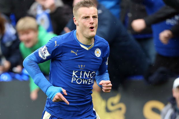 Những hình ảnh hài hước nhất vòng 32 Premier League
