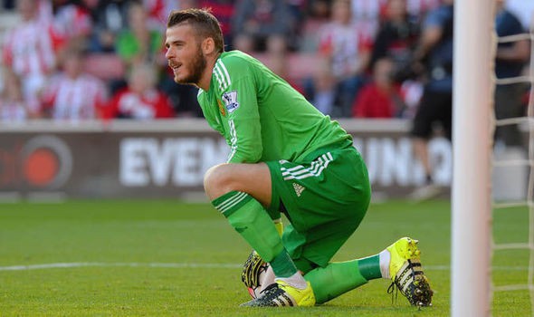 De Gea và khoảnh khắc ngớ ngẩn nhất nửa đầu Premier League mùa 2015/16