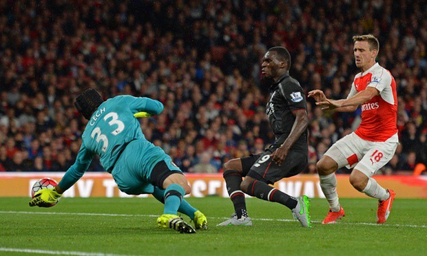 Pha cản phá hay nhất Premier League 2015/16: Gọi tên Petr Cech (Video)