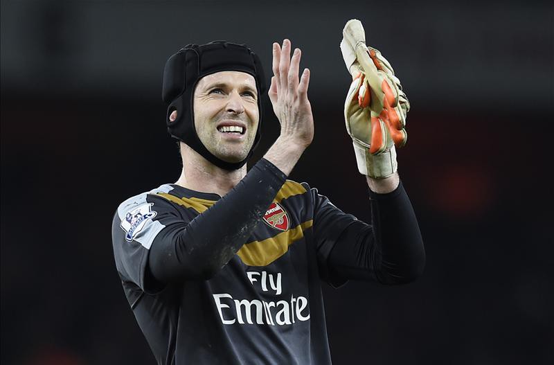 Petr Cech mở màn danh sách cản phá vòng 23 Premier League