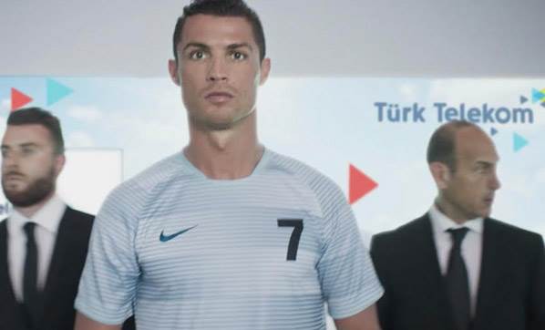 Ronaldo “hết điện” trước đại chiến El Clasico