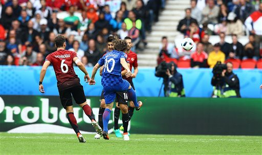 Bảng D, Thổ Nhĩ Kỳ 0-1 Croatia: Modric viết tiếp chuyện buồn cho người Thổ