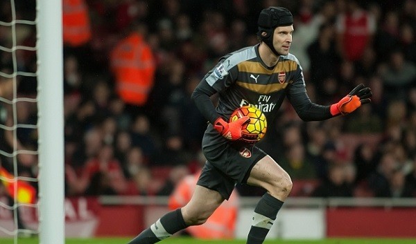 Thủ thành Petr Cech xuất sắc nhất vòng 22 Premier League