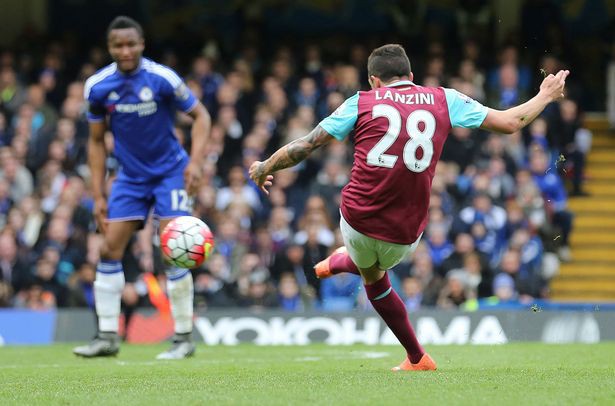 Top 5 bàn thắng đẹp nhất vòng 31 Premier League
