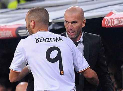 Trọng tài đã biếu Zidane 1 điểm như thế nào?