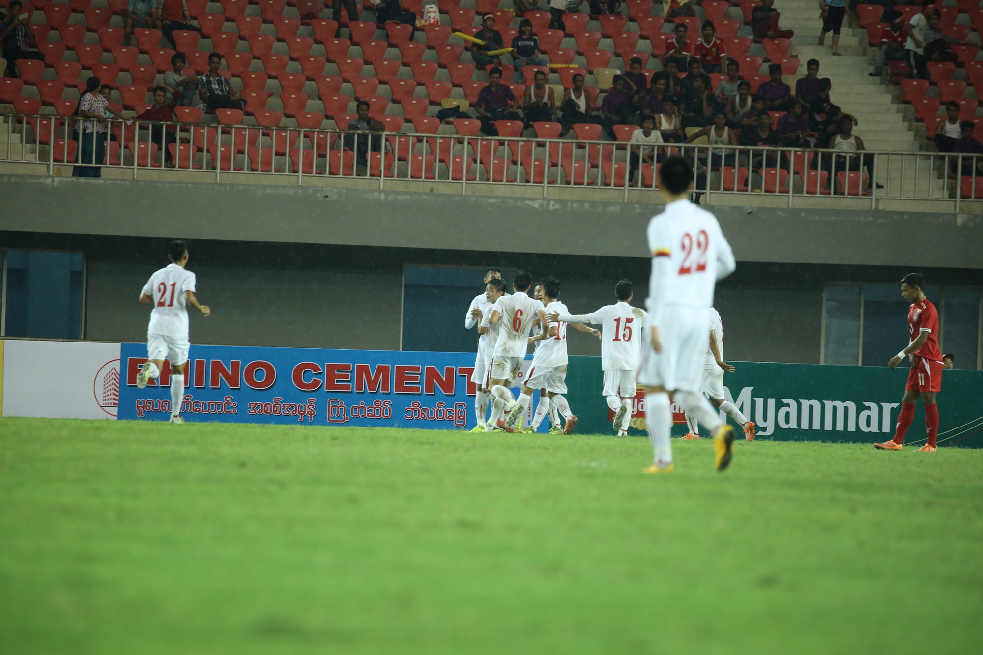 Video: U.19 Việt Nam vô địch giải KBZ Bank Cup 2016
