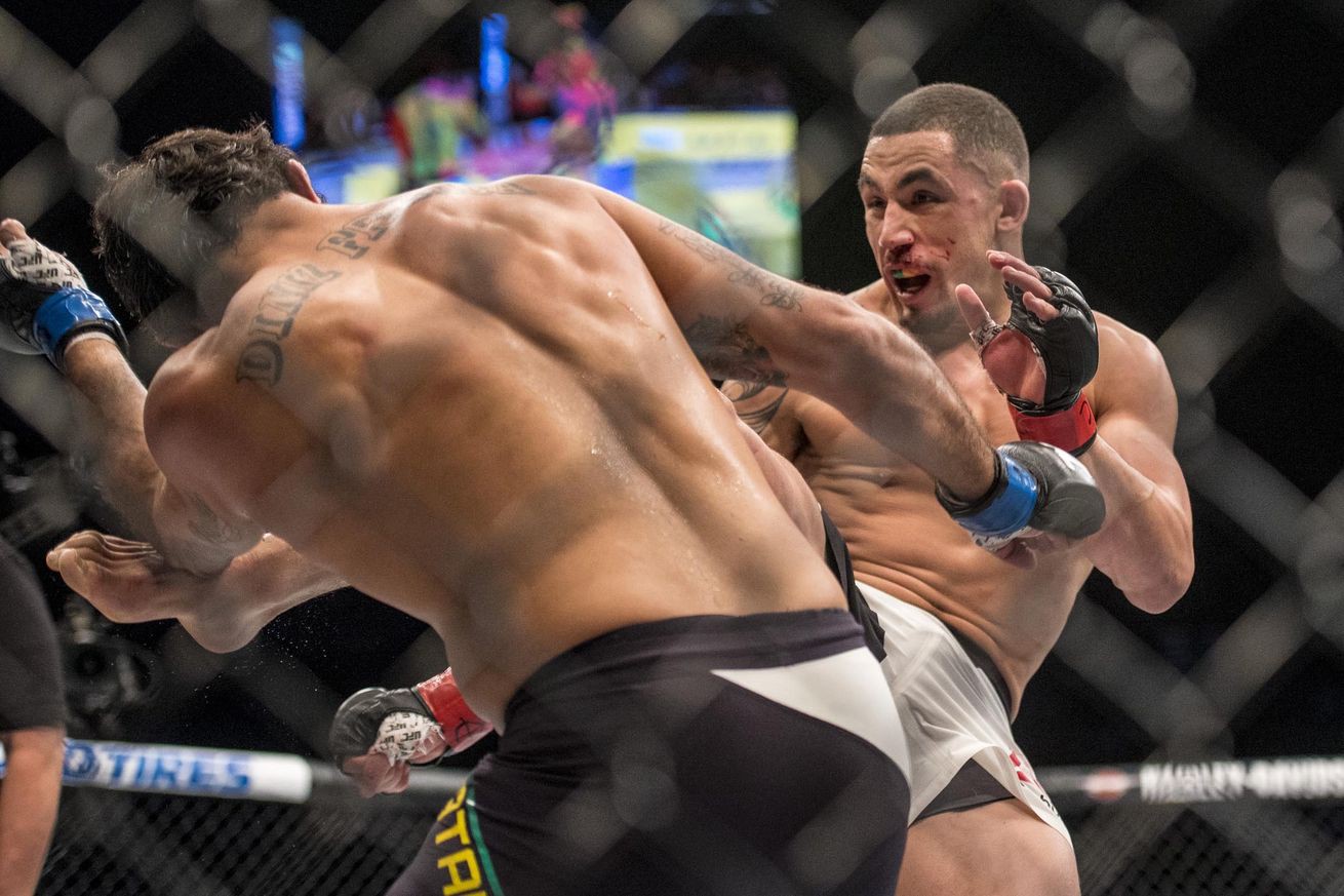 Video UFC 197: Robert Whittaker vs Rafael Natal