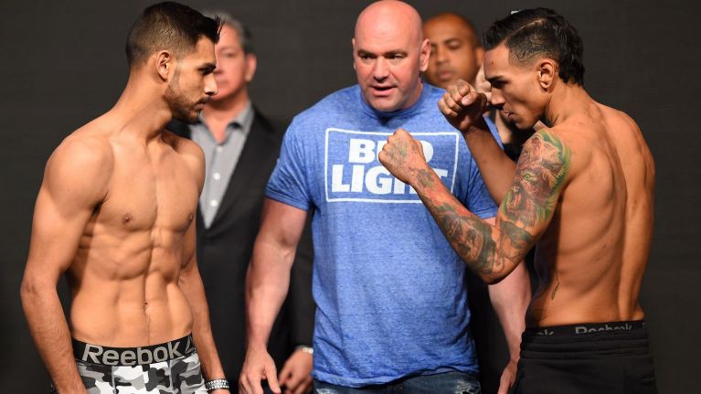 Video UFC 197: Yair Rodriguez hạ đo ván Andre Fili sau 2 hiệp