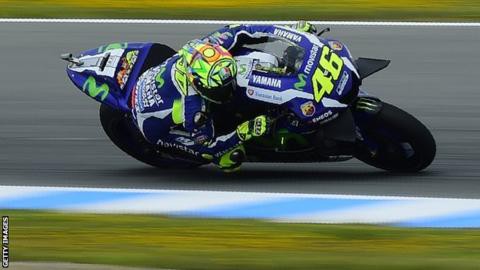 Vượt mặt Lorenzo, “The Doctor” đăng quang tại GP Tây Ban Nha