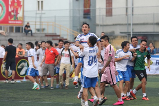 Vòng 11 HPL-S3: Moon QT 3-2 Tin Lớn & AE
