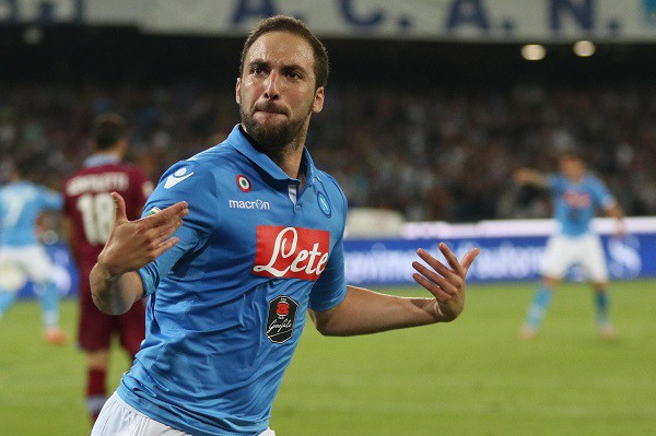 ‘Vũ điệu Tango’ của Higuain đẹp nhất vòng bảng Europa League