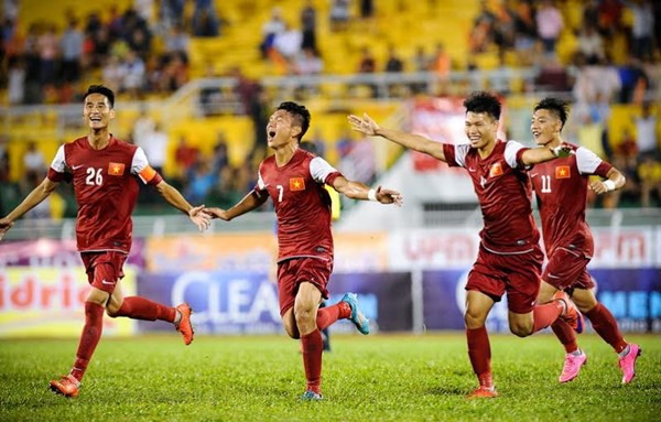 Xuân Mạnh có mặt đúng chỗ ghi bàn thắng gỡ hòa cho U21 BTN Việt Nam