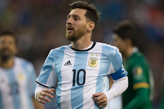 06h00 ngày 19/06, Argentina-Venezuela: Không Di Maria, có Messi