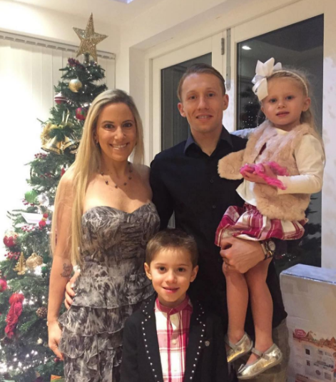 Tổ ấm nhỏ của Lucas Leiva Muôn kiểu tận hưởng nghỉ lễ của sao bóng đá