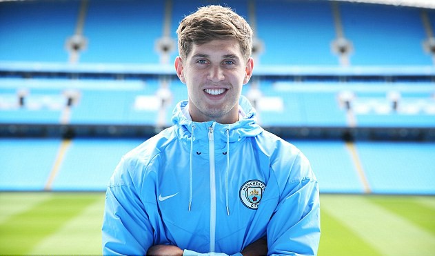 Mối quan hệ giữa tiền thưởng v&agrave; chuyển nhượng ở Premier League