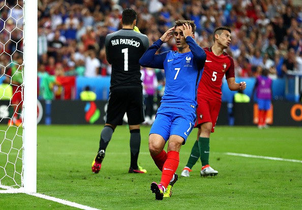 Những h&igrave;nh ảnh ấn tượng của lễ bế mạc v&agrave; trận chung kết EURO 2016